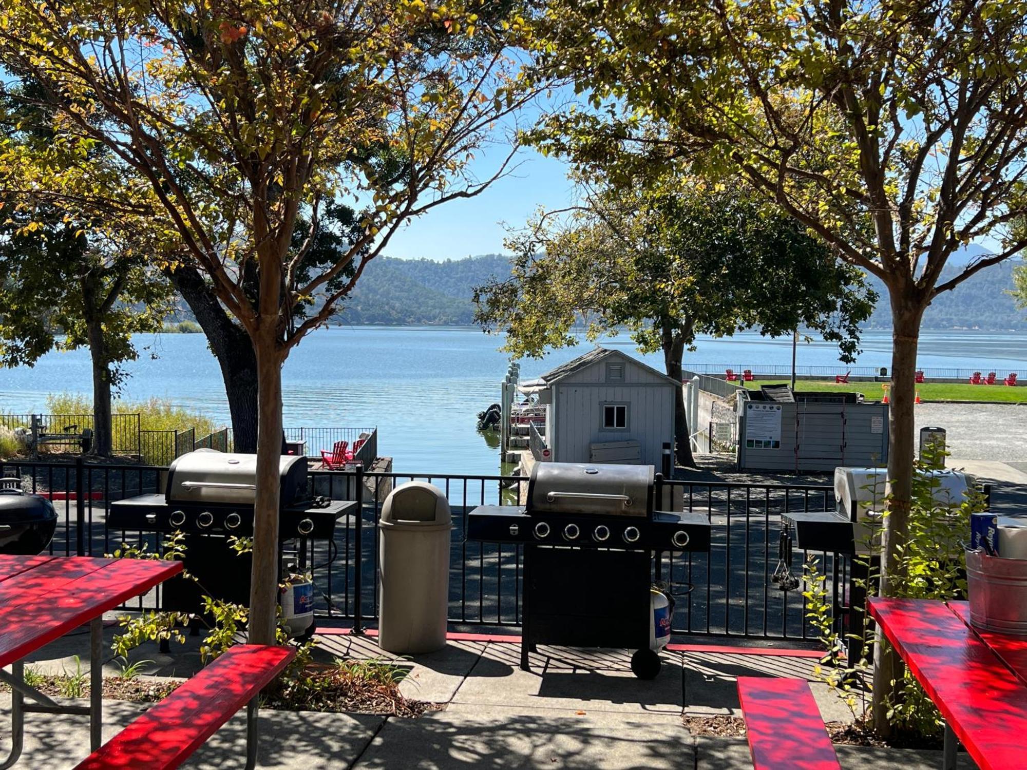 Clear Lake Cottages & Marina Clearlake Exterior photo